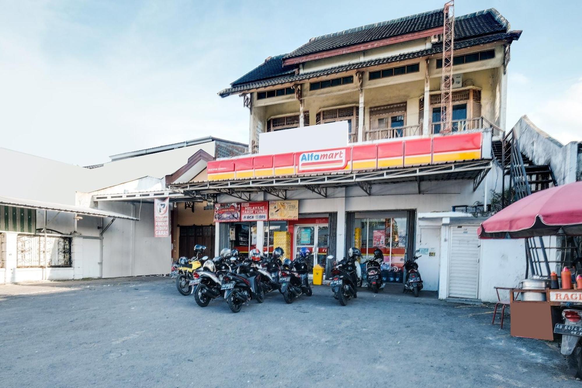 Spot On 92068 Pudja Kesuma Homestay Syariah Yogyakarta Pedes Εξωτερικό φωτογραφία