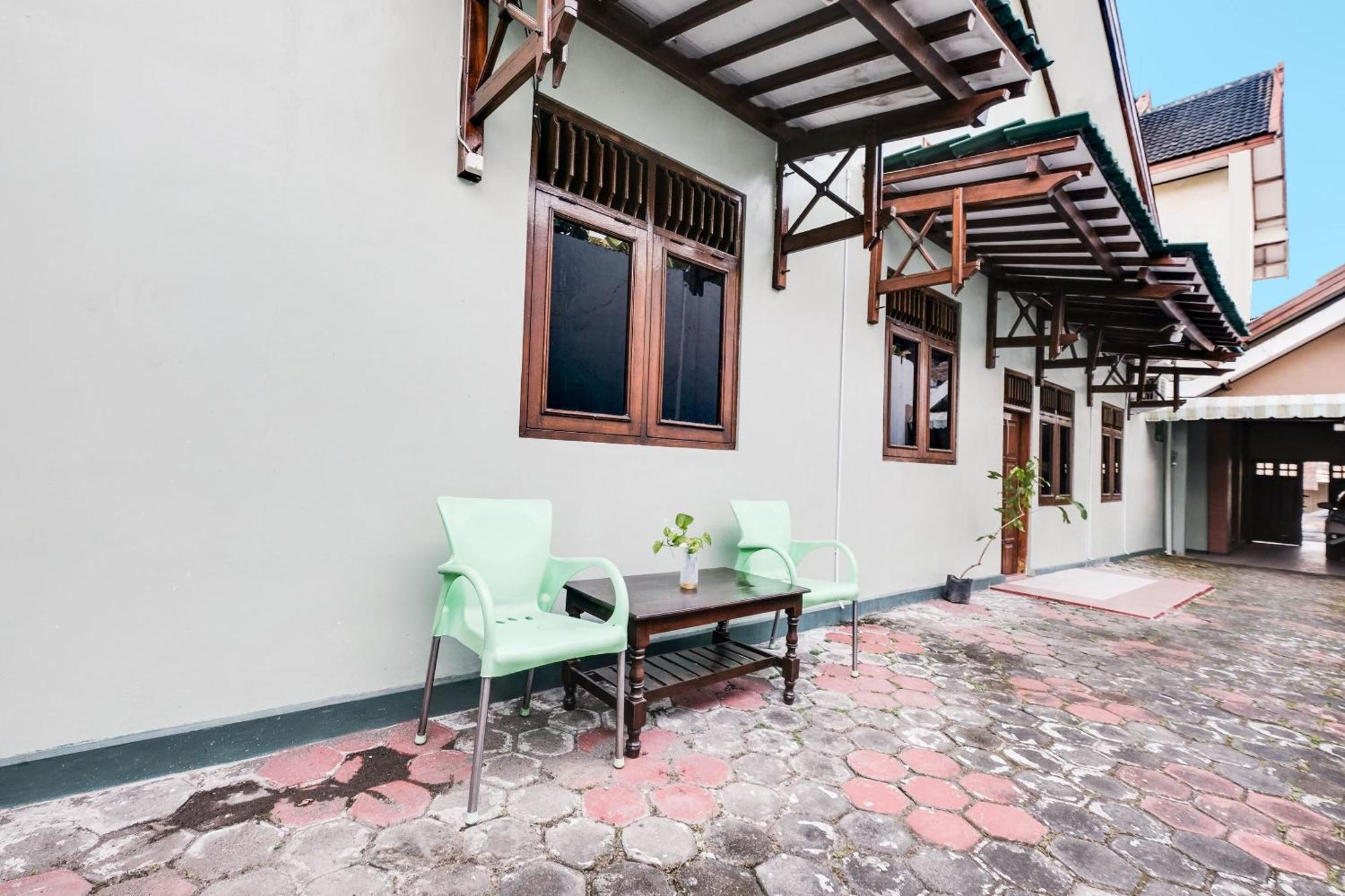 Spot On 92068 Pudja Kesuma Homestay Syariah Yogyakarta Pedes Εξωτερικό φωτογραφία